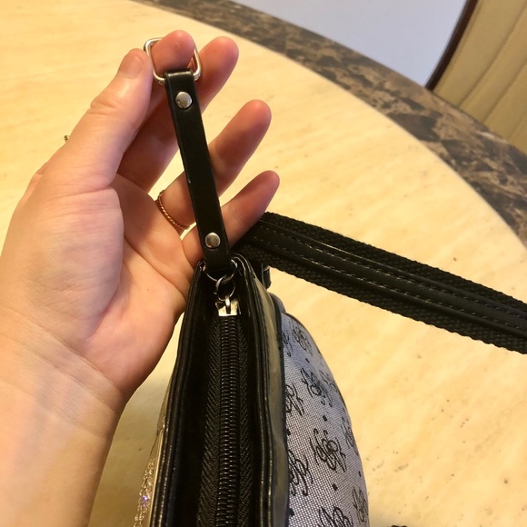 New Apple Bottoms Mini Shoulder Bag - Picture 5 of 9